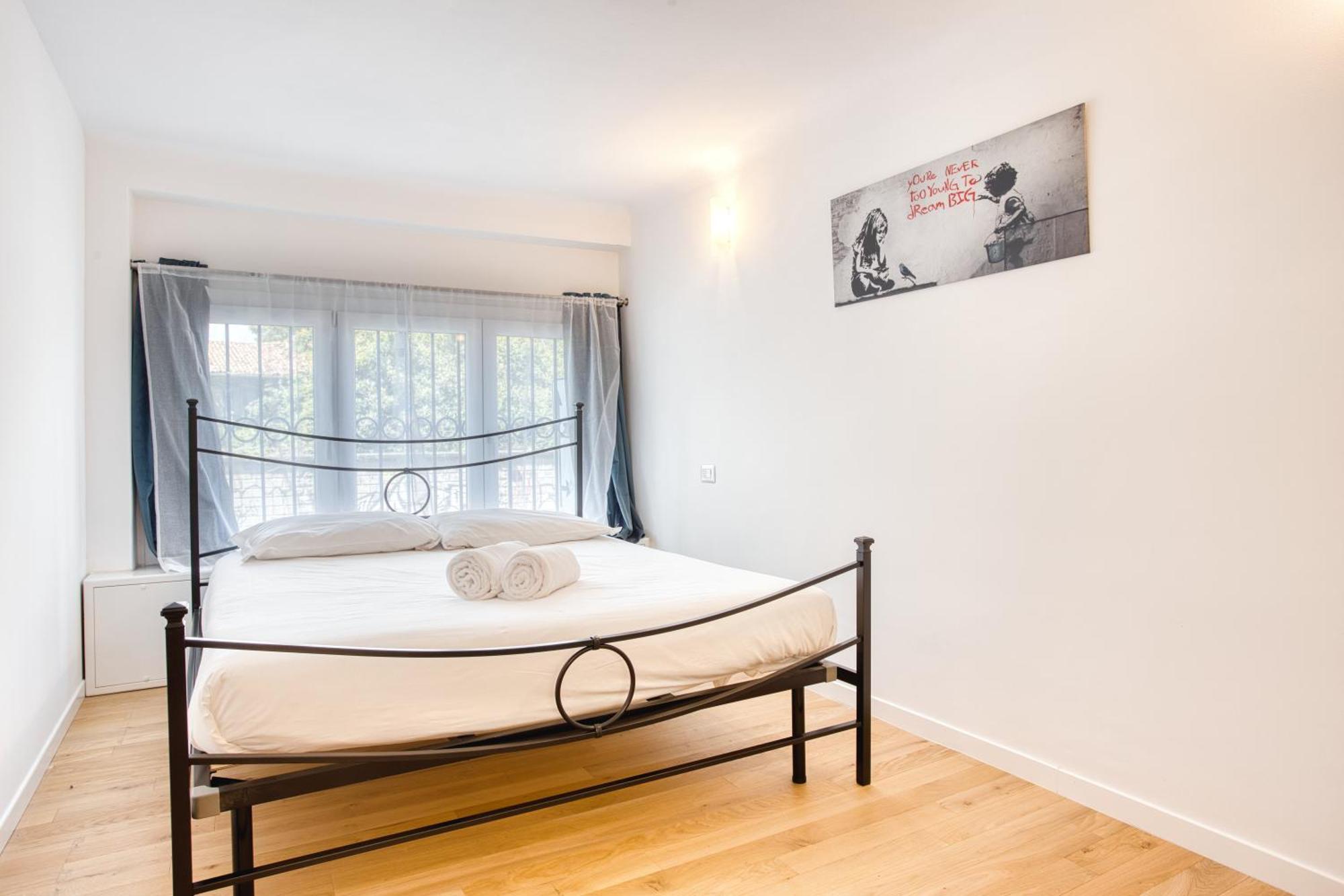 Appartement Walk To Navigli - Via Gola - 2 Bedrooms Milaan