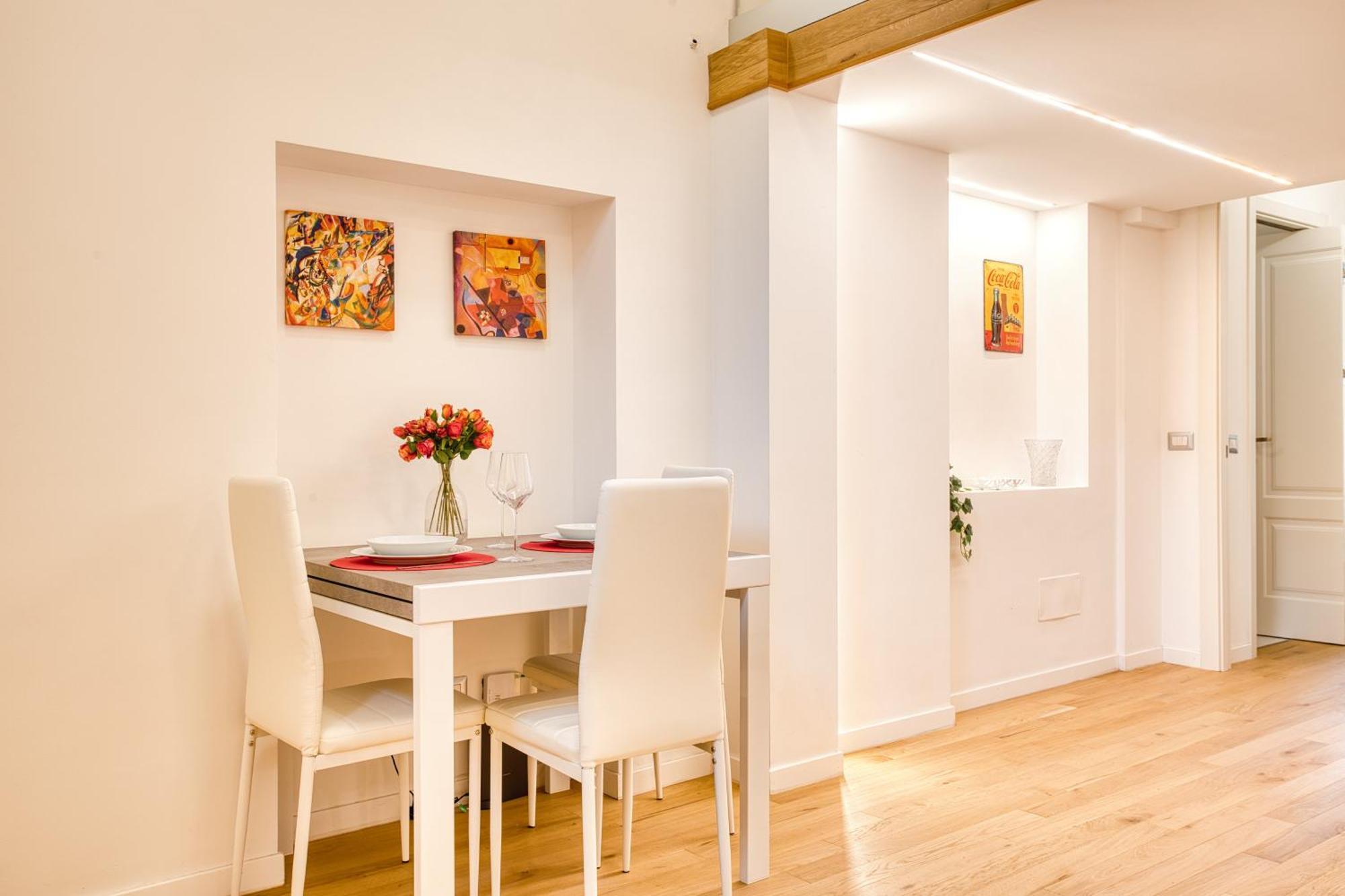 Appartement Walk To Navigli - Via Gola - 2 Bedrooms *