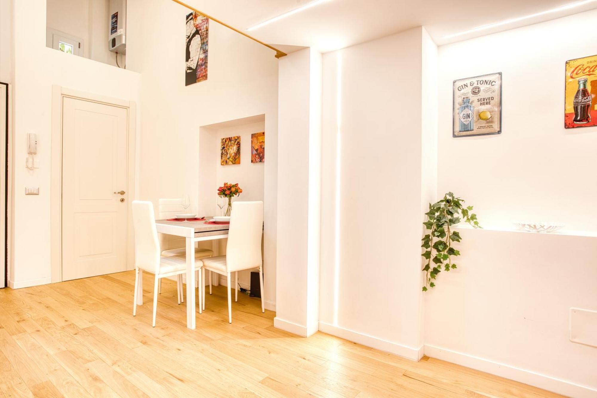 Walk To Navigli - Via Gola - 2 Bedrooms Appartement Milaan